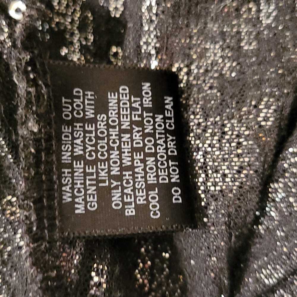 Fancy sequin top - Picture 6 of 6
